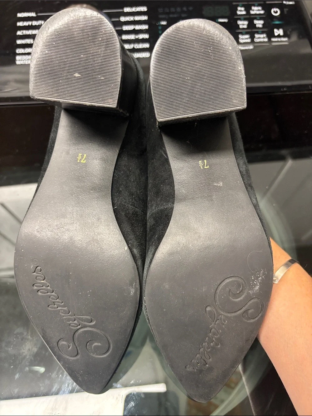 Seychelles elegant black